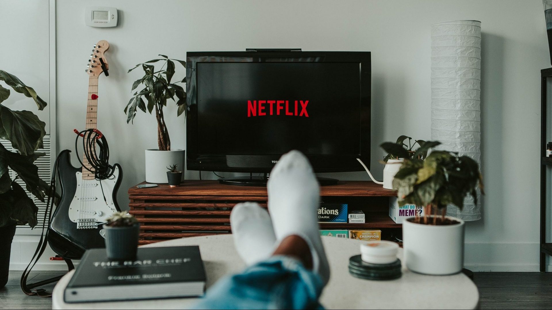 Netflix - Novo plano com publicidade não irá permitir ver conteúdo offline