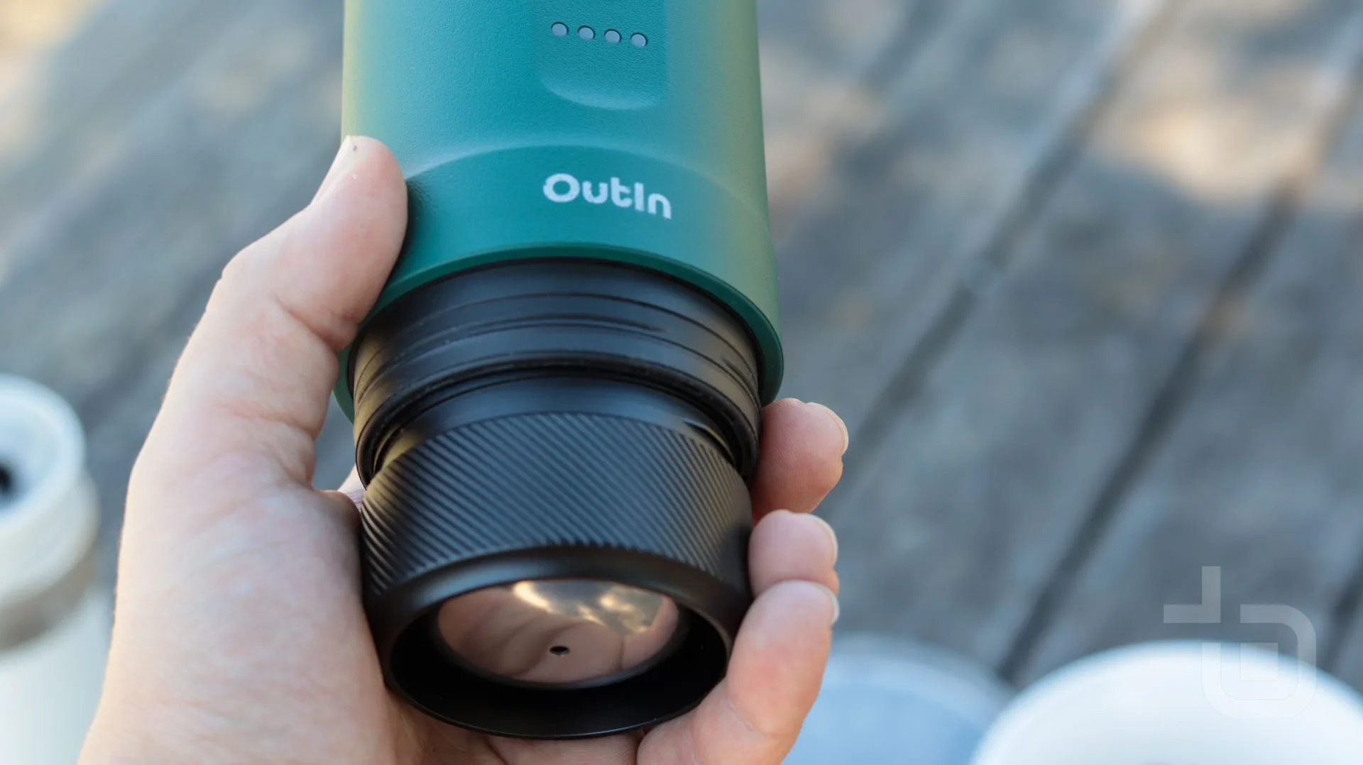 Análise OutIn Nano - Uma máquina de café portátil que aquece a água analise outin nano