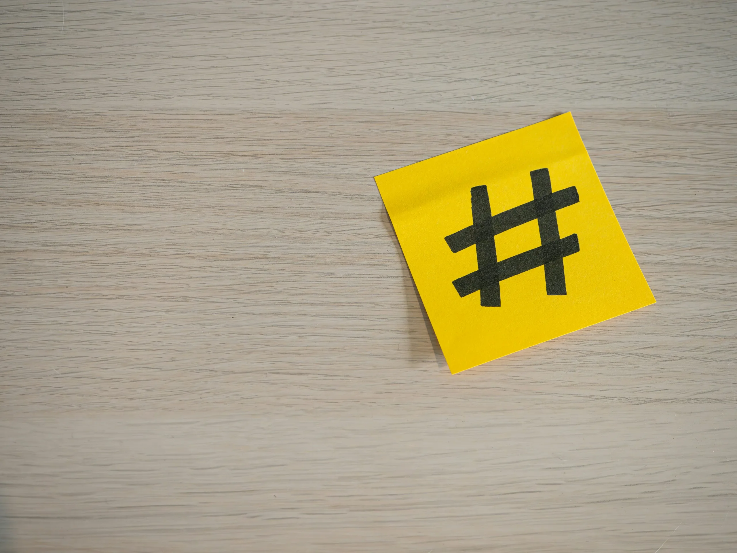 Hashtags são utilizadas para coordenar ciberataques hashtags