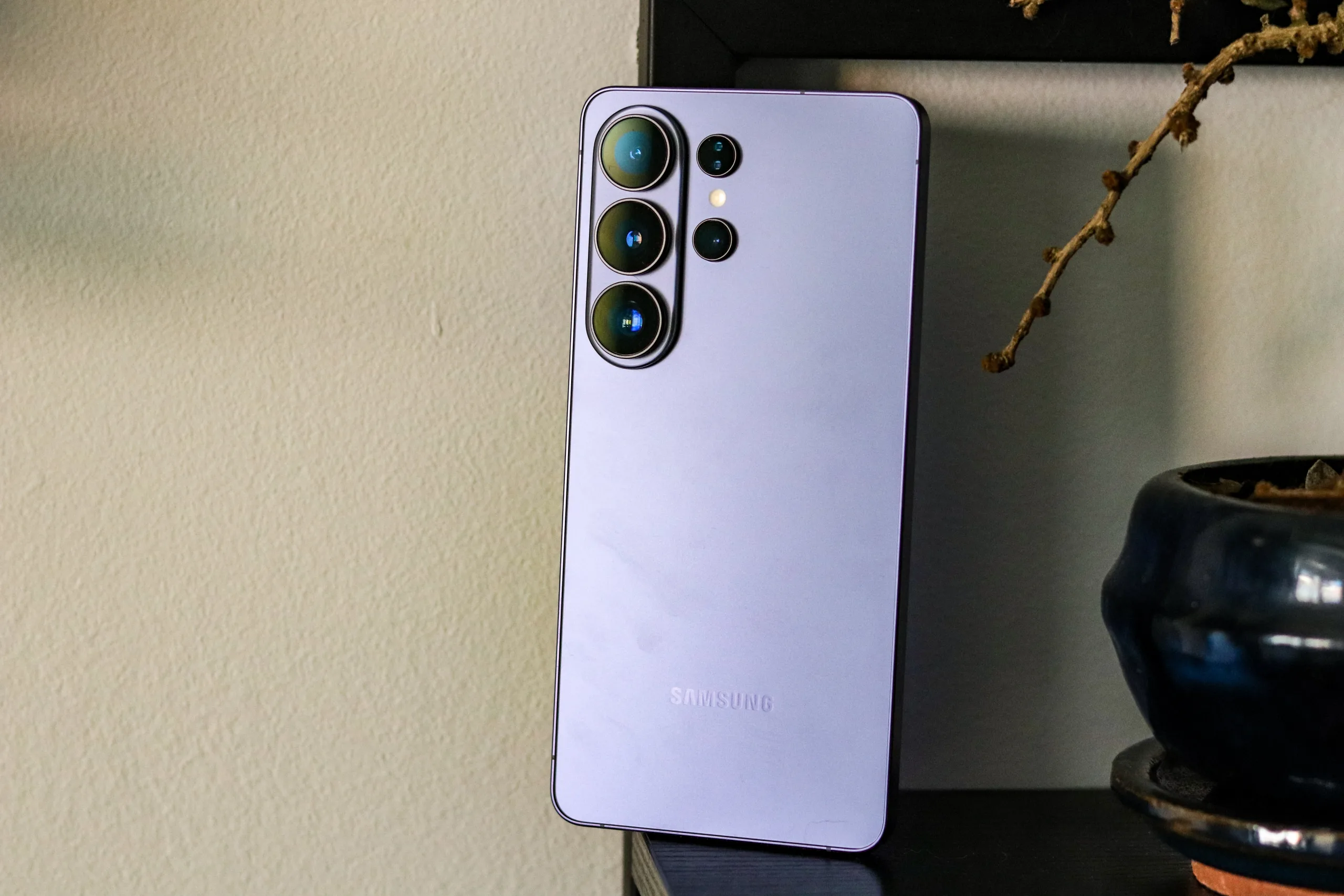 Samsung vai abandonar câmara de zoom de 3x no Galaxy S27 Ultra Samsung Galaxy S26 Ultra